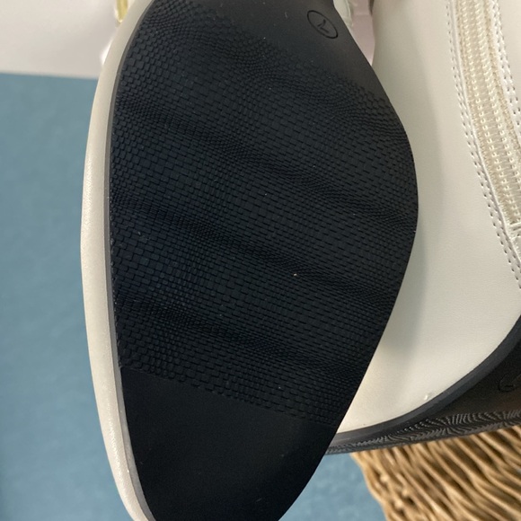 Liz Claiborne Women's White Ankle Boots - Picture 5 of 5